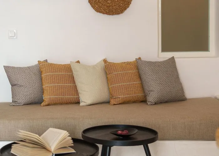 Апартаменты Villa Karterados Suites