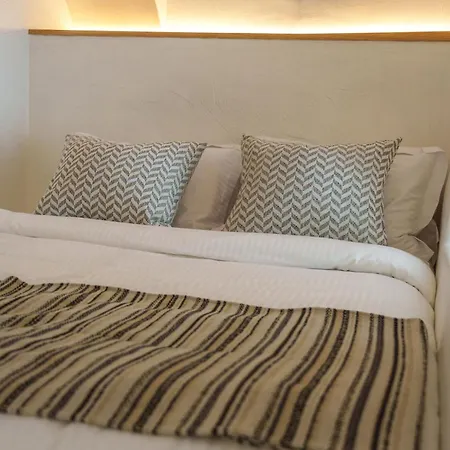 Villa Karterados Suites