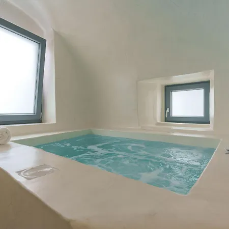 Villa Karterados Suites