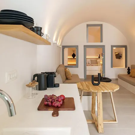 Villa Karterados Suites アパート