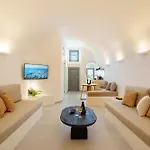 Apartament Villa Karterados Suites