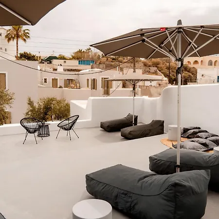 Villa Karterados Suites *