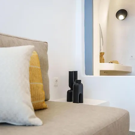 Villa Karterados Suites דירה