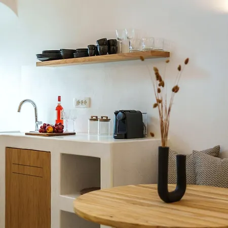דירה Villa Karterados Suites *