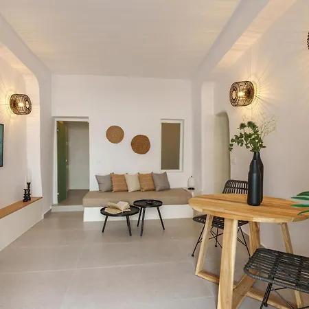 アパート Villa Karterados Suites *