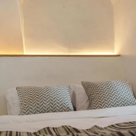 Villa Karterados Suites *