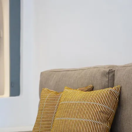 Villa Karterados Suites דירה קרטראדוס