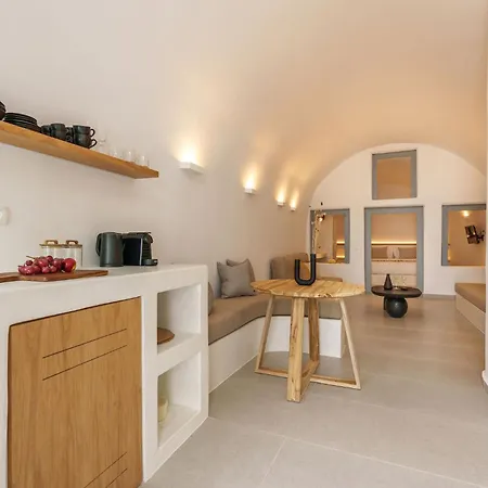 דירה Villa Karterados Suites