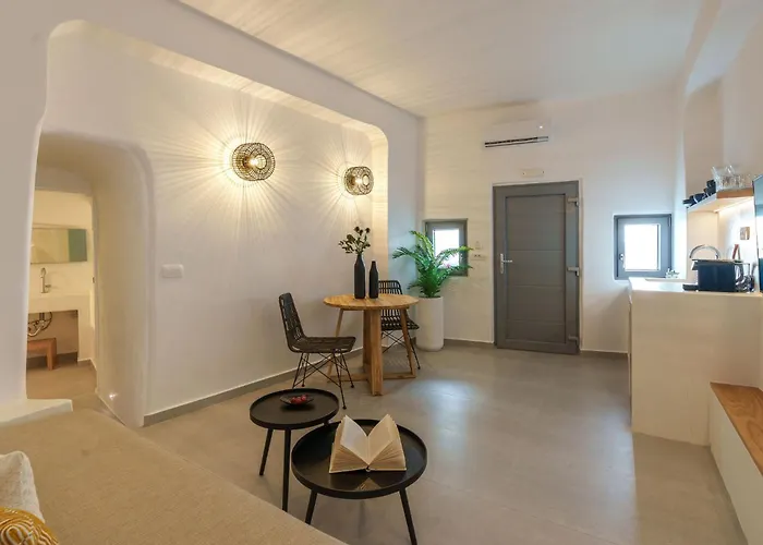 アパート Villa Karterados Suites *