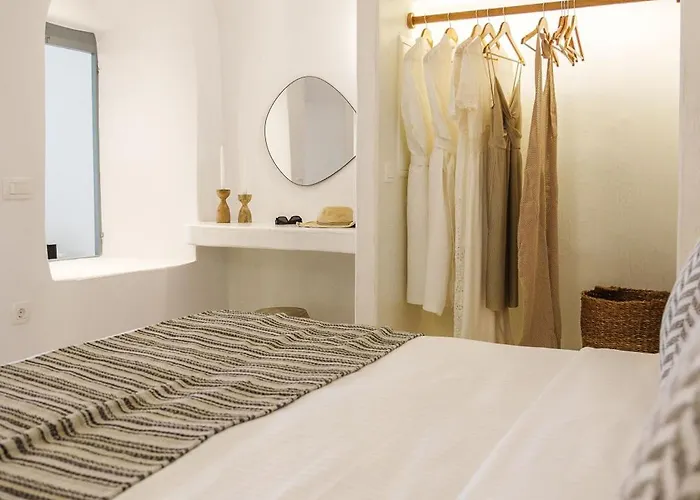 Villa Karterados Suites アパート カルテラドス