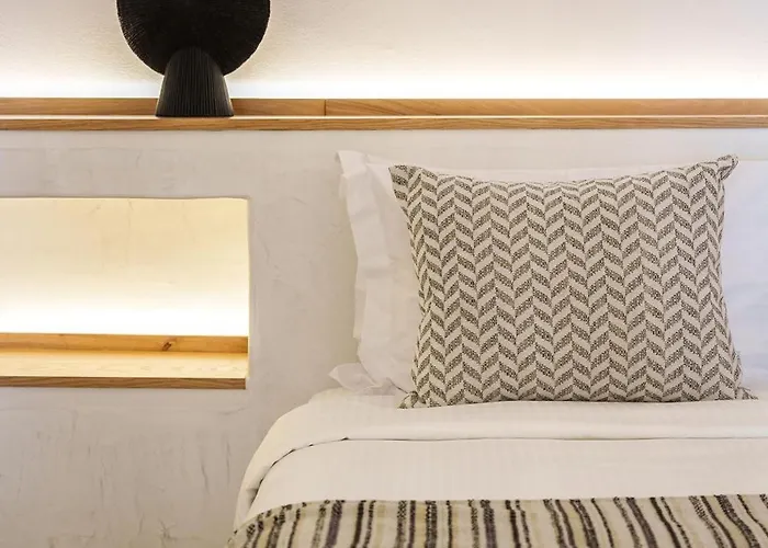 Villa Karterados Suites * カルテラドス