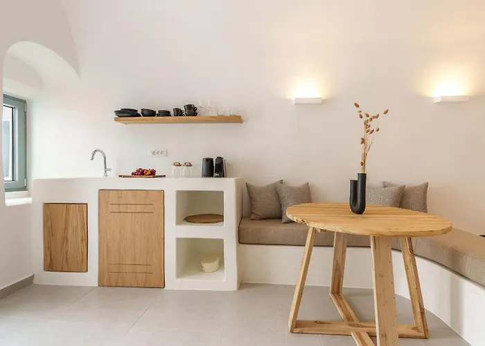 Villa Karterados Suites