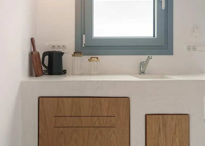 Villa Karterados Suites