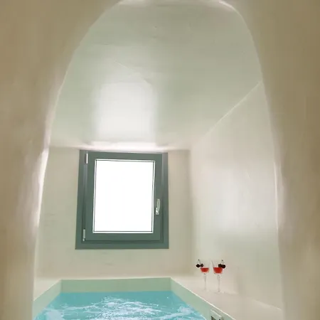 Villa Karterados Suites